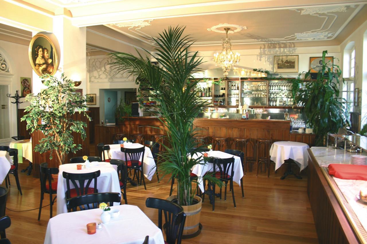 Hotel Furstenhof Bad Pyrmont Buitenkant foto